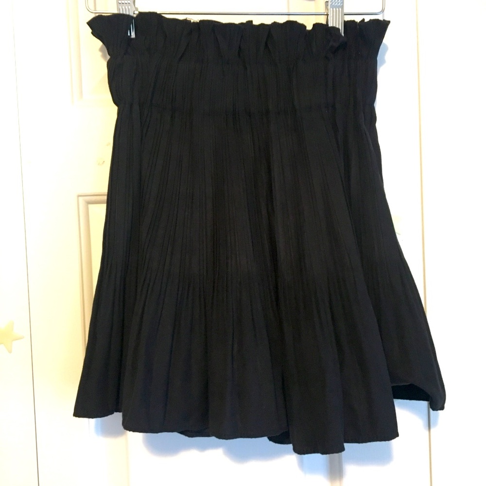 Korean Pleated Black Skorts